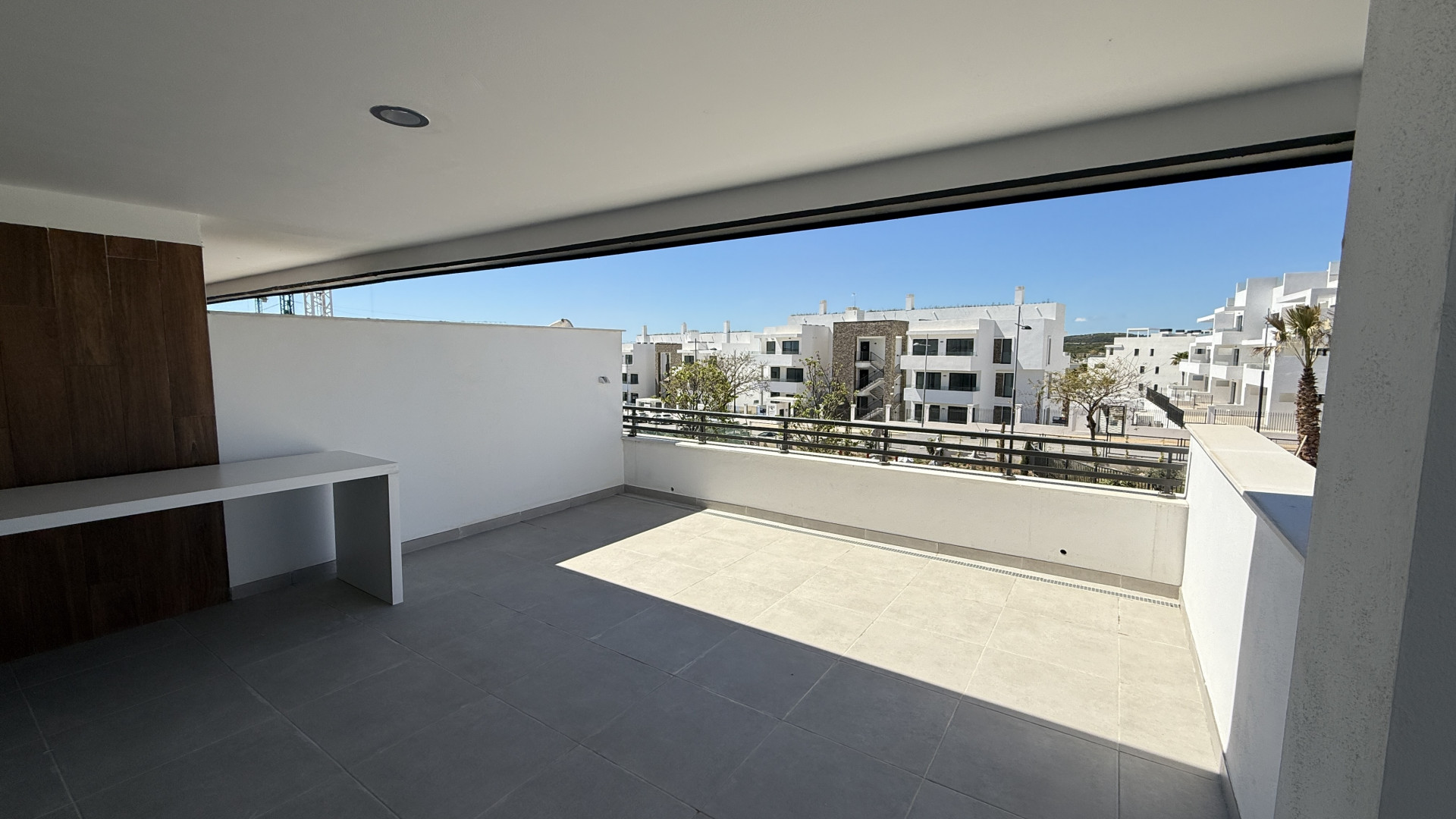 Piso de 2 Dormitorios y 2 Baños en alquiler en Estepona