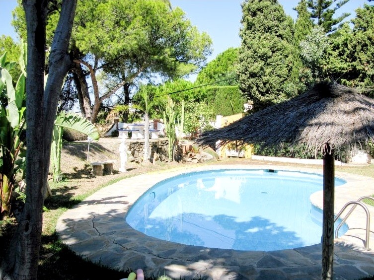 Casa de 3 Dormitorios en alquiler vacacional en Arroyo de la Miel, Benalmádena