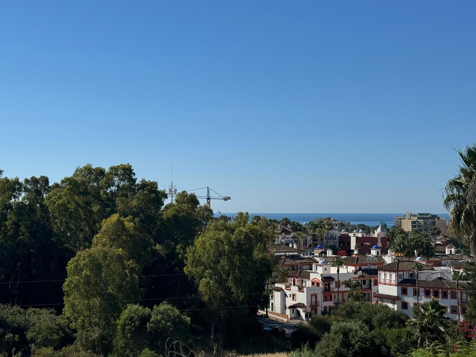 Piso de 2 Dormitorios y 2 Baños en venta en Estepona
