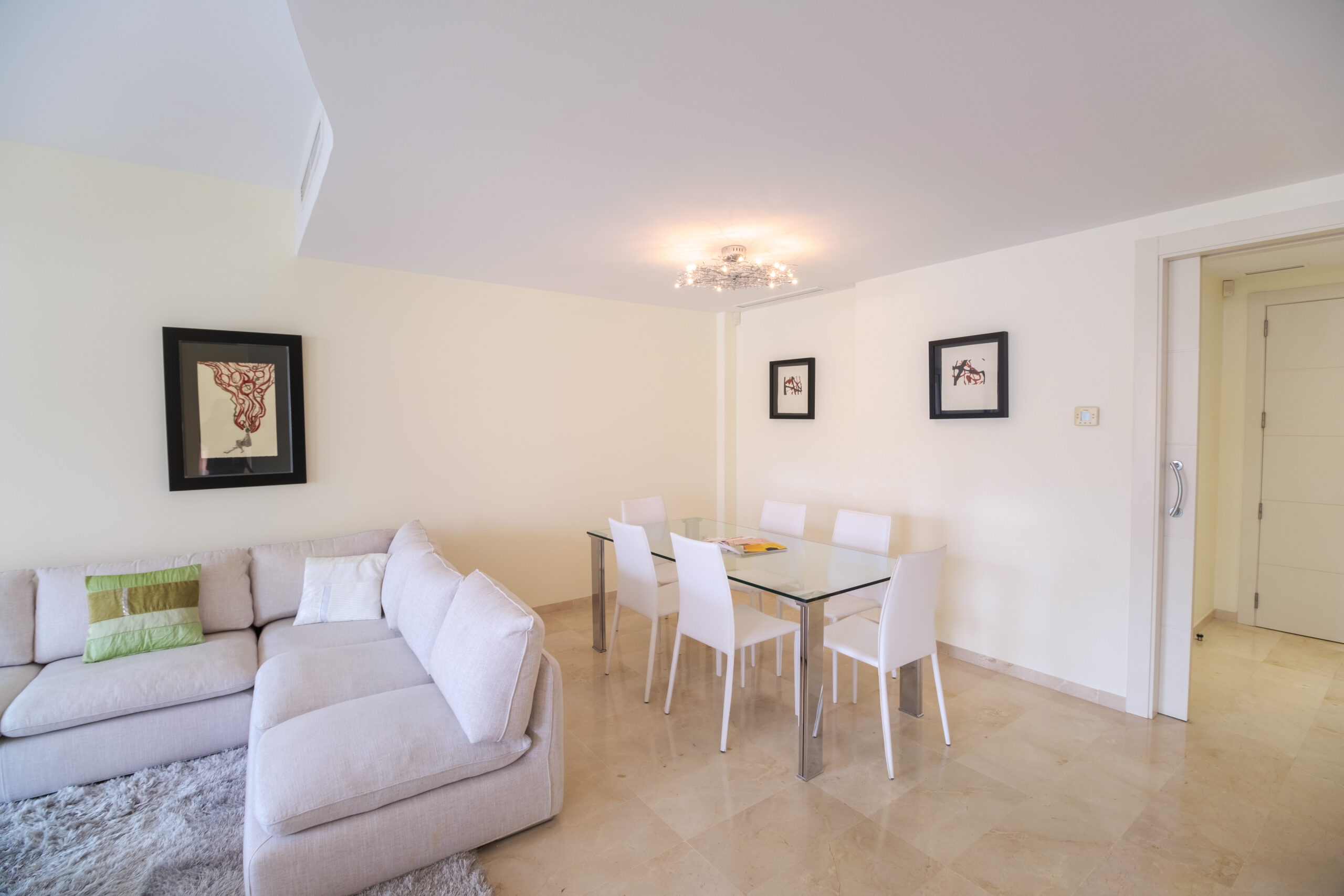 Casa Adosada de 3 Dormitorios en venta en Mijas