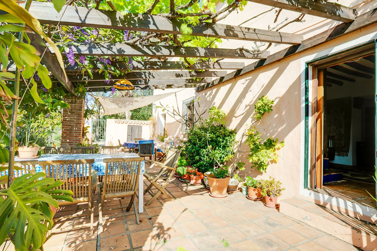 Casa de 3 Dormitorios en venta en Estepona