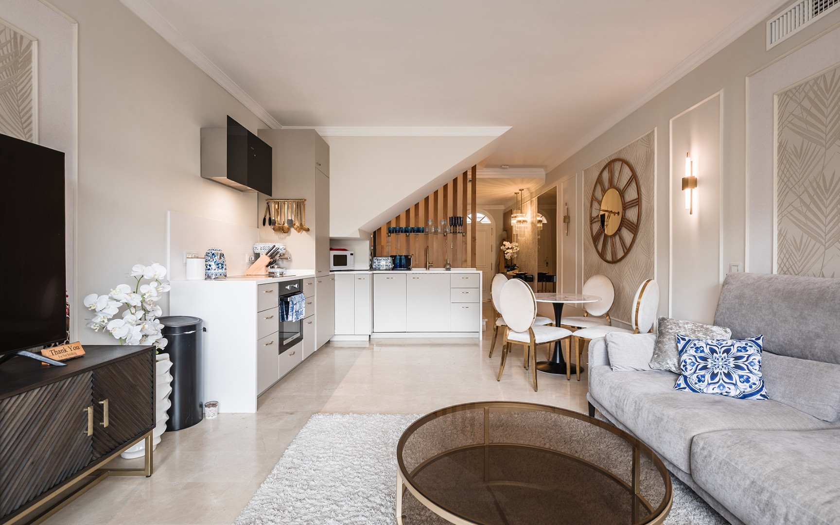 Casa Adosada de 3 Dormitorios y 2 Baños en venta en Nueva Andalucía, Marbella