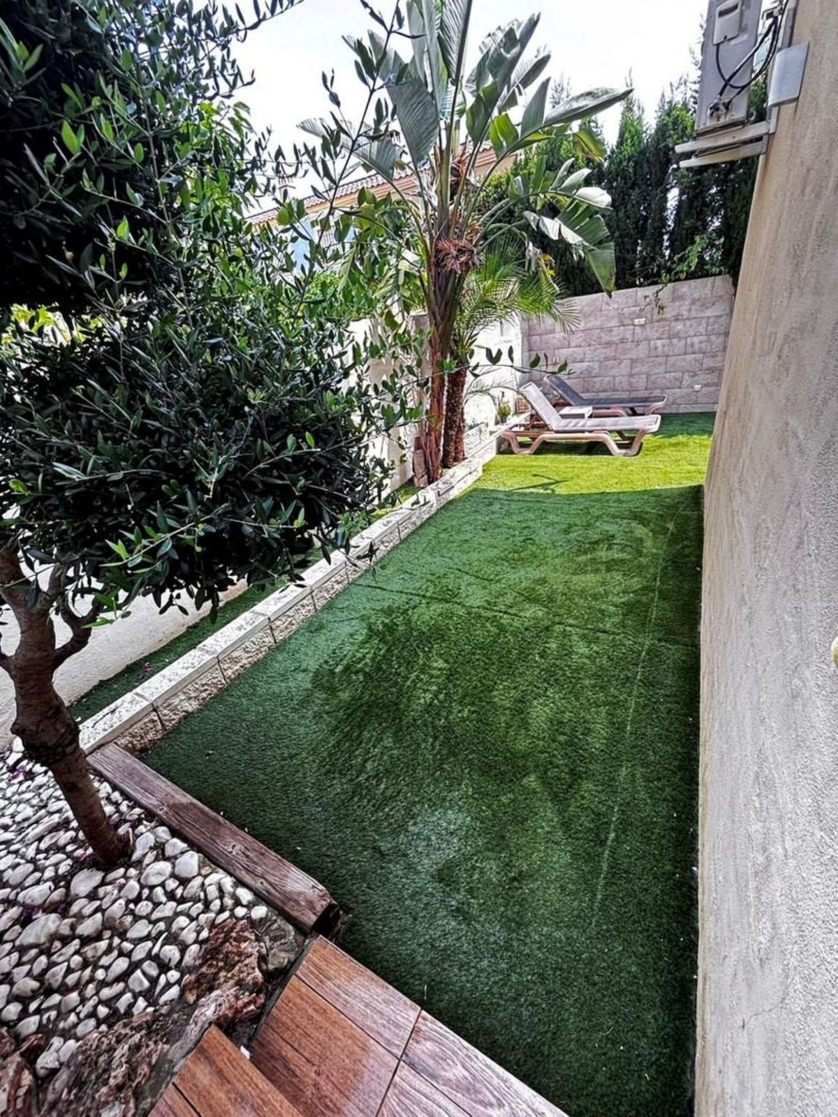 Casa Adosada de 4 Dormitorios en venta en Campanillas, Málaga