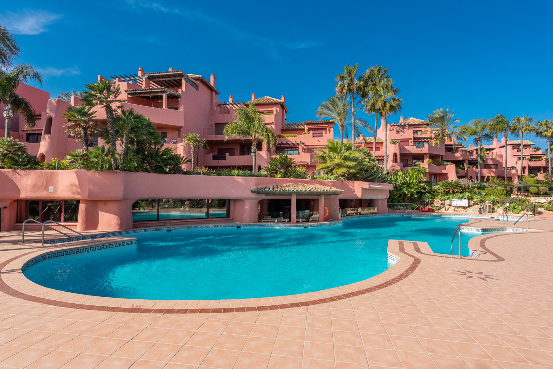 3 Bed, 2 Bath - Apartment for Sale in Estepona