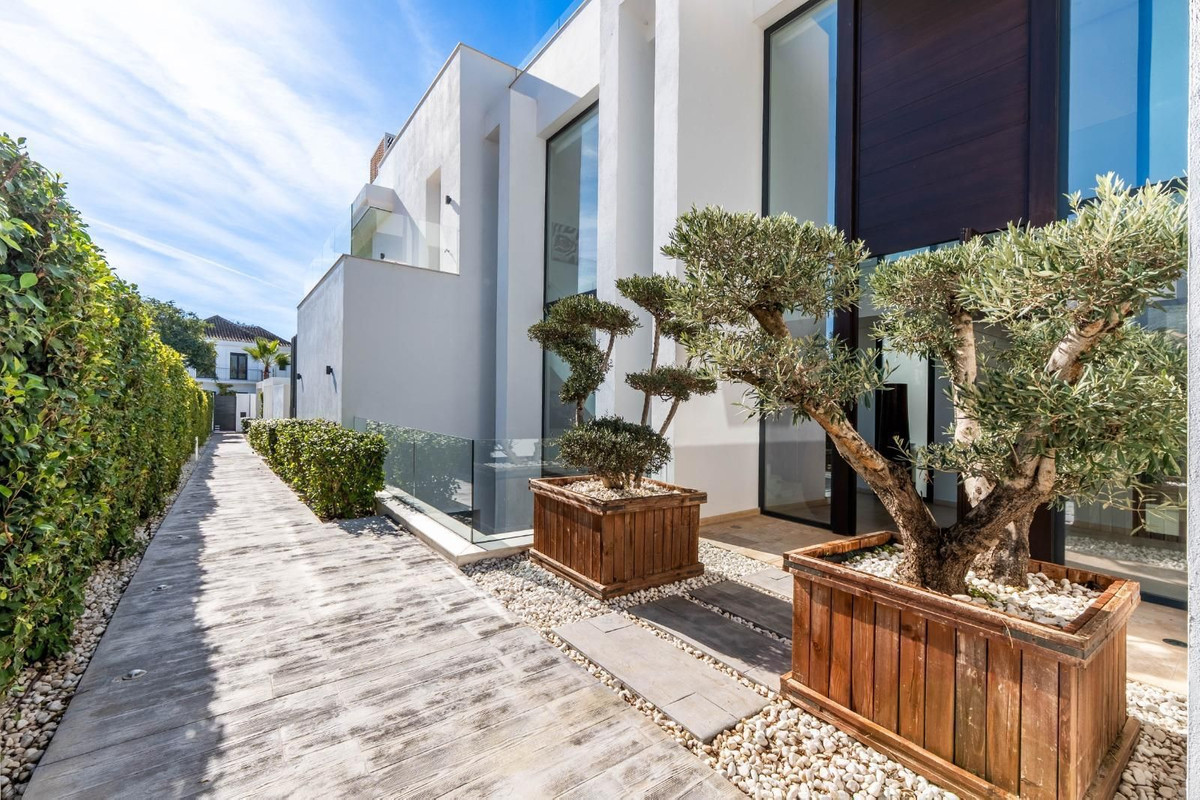 7 кровать 7 ванна Вилла для продажи в Guadalmina Baja, San Pedro de Alcántara