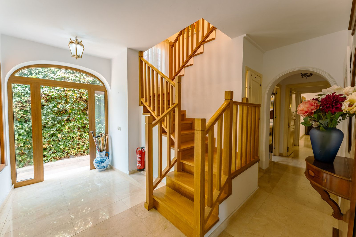 4 кровать 4 ванна Вилла для продажи в San Pedro de Alcántara