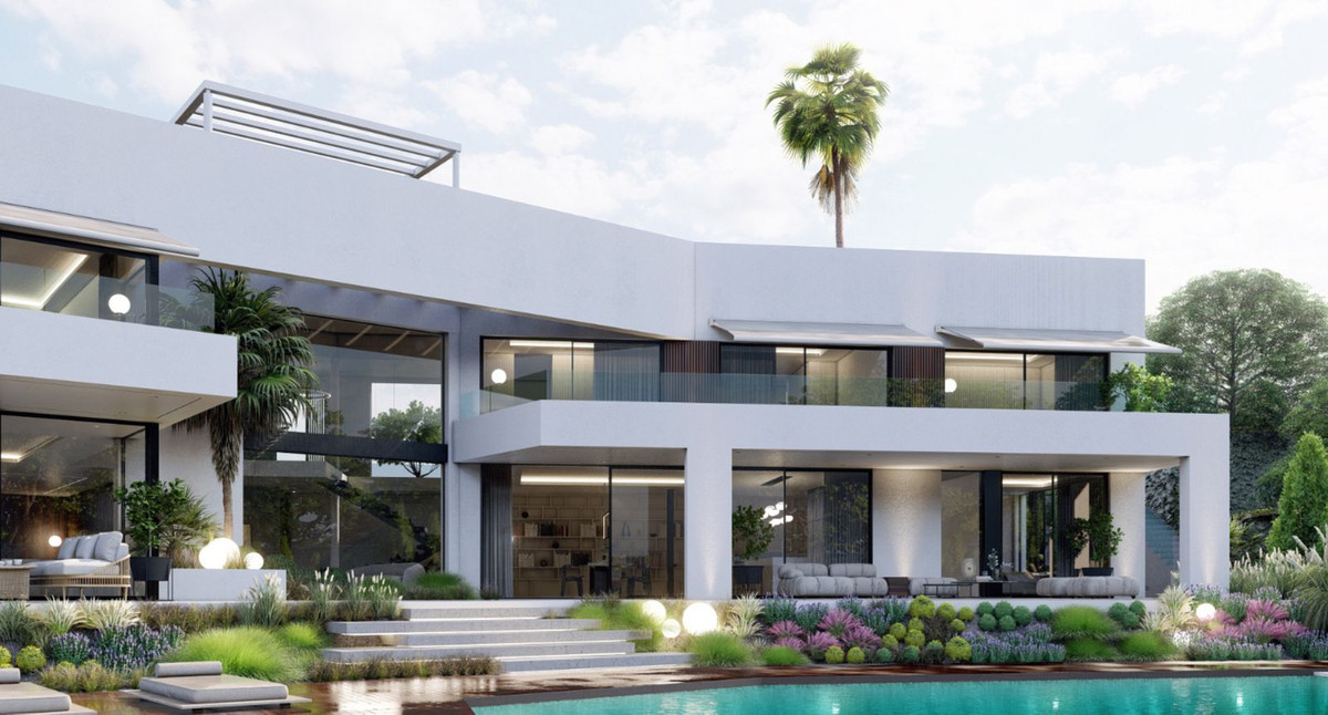 5 Bed - Villa for Sale in Sierra Blanca, Marbella