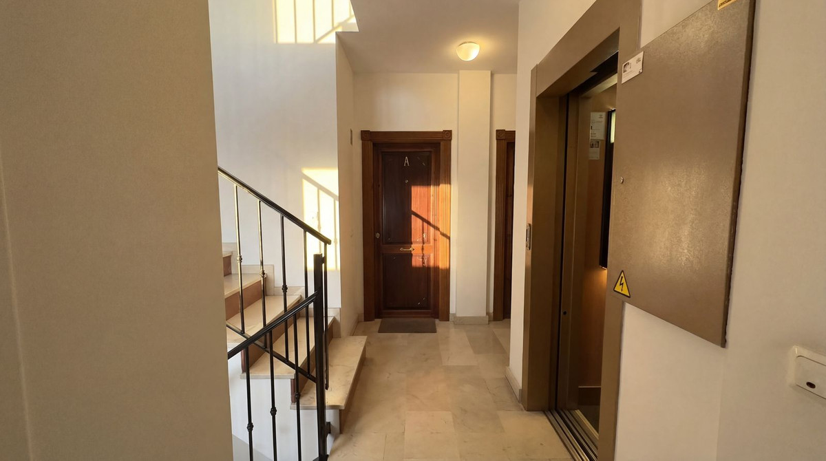 Ático de 4 Dormitorios y 2 Baños en venta en Ronda