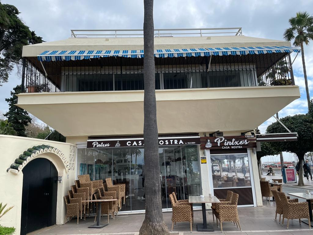 Piso de 4 Dormitorios en venta en Marbella