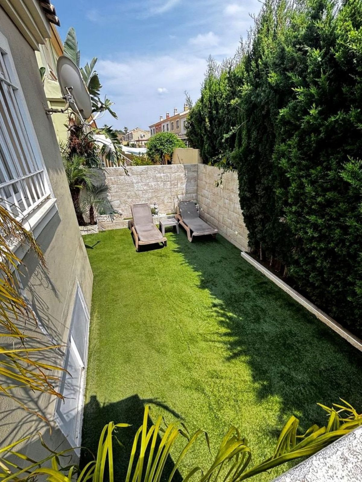 Casa Adosada de 4 Dormitorios en venta en Campanillas, Málaga