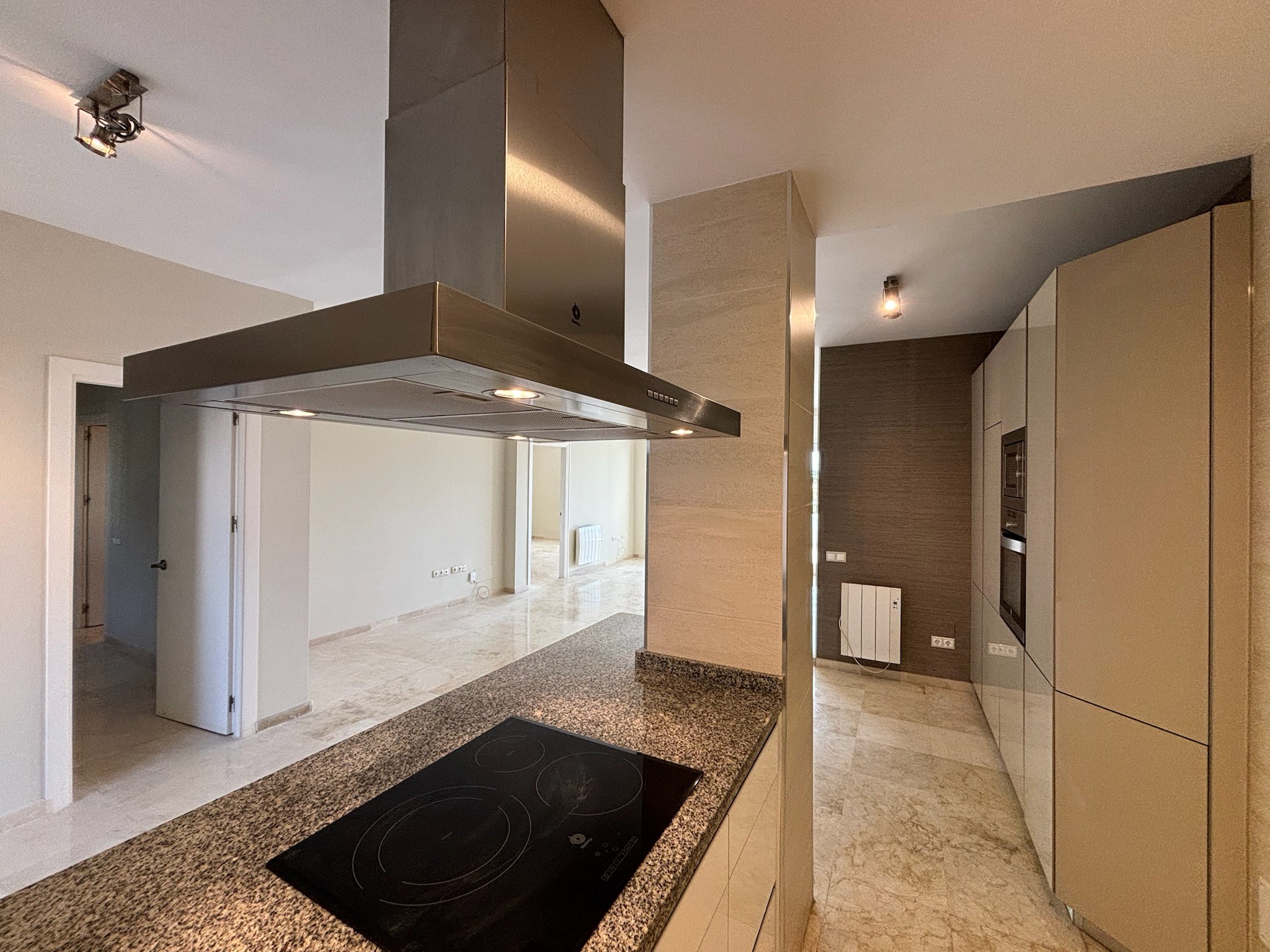 Piso de 3 Dormitorios y 2 Baños en venta en Guadalmina Alta, San Pedro de Alcántara