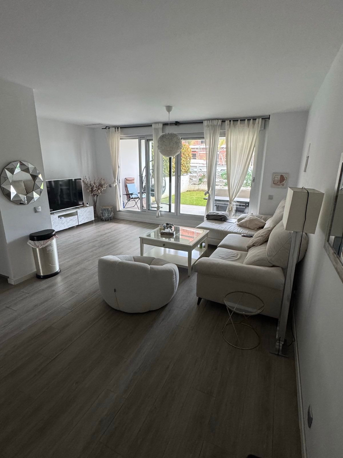 Piso de 2 Dormitorios en alquiler vacacional en Cancelada, Estepona