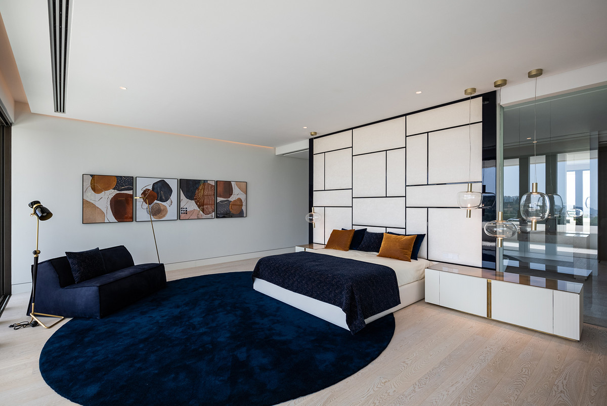 Casa de 6 Dormitorios y 6 Baños en venta en Benahavís