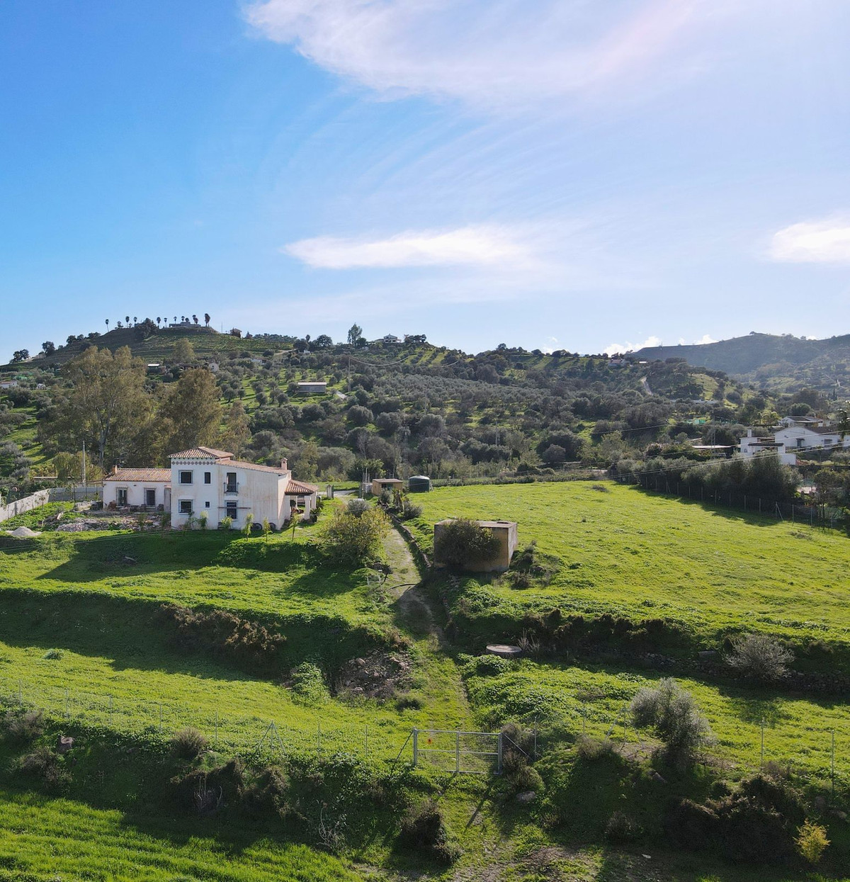 Finca de 5 Dormitorios en venta en Coin