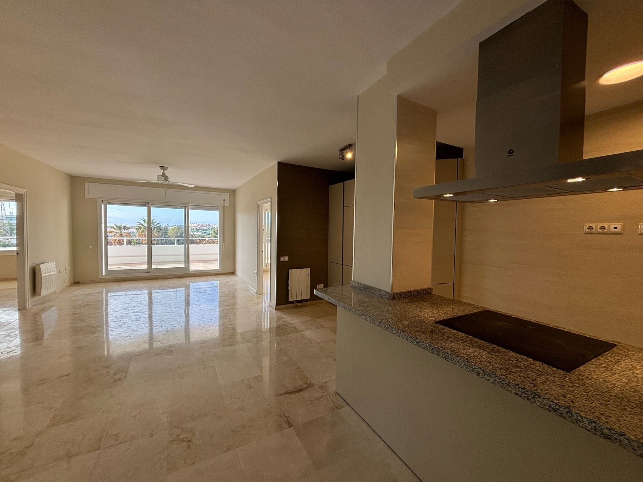Piso de 3 Dormitorios y 2 Baños en venta en Guadalmina Alta, San Pedro de Alcántara