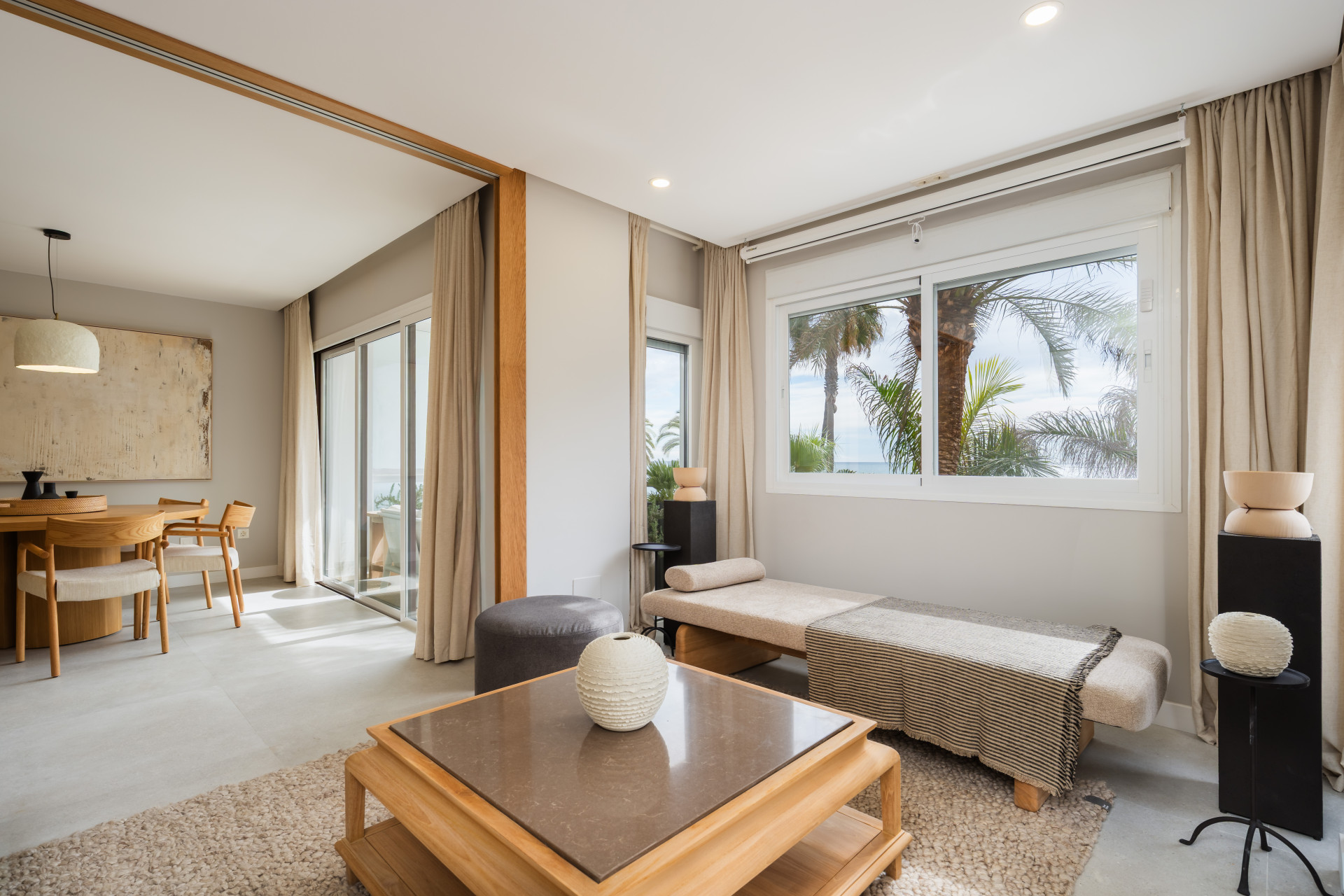 Piso de 2 Dormitorios en venta en La Alqueria, Estepona