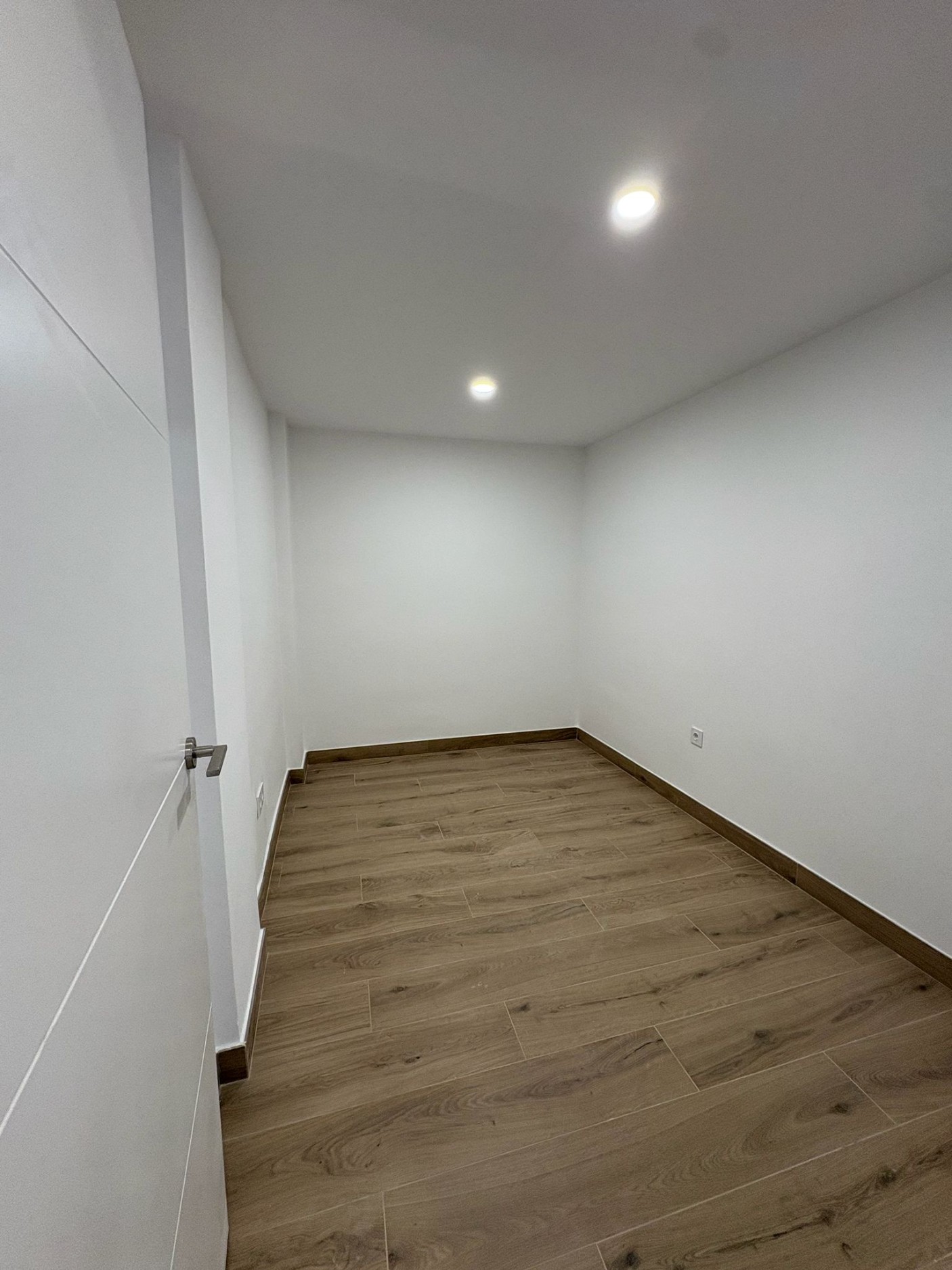 Casa Adosada de 3 Dormitorios en venta en Manilva