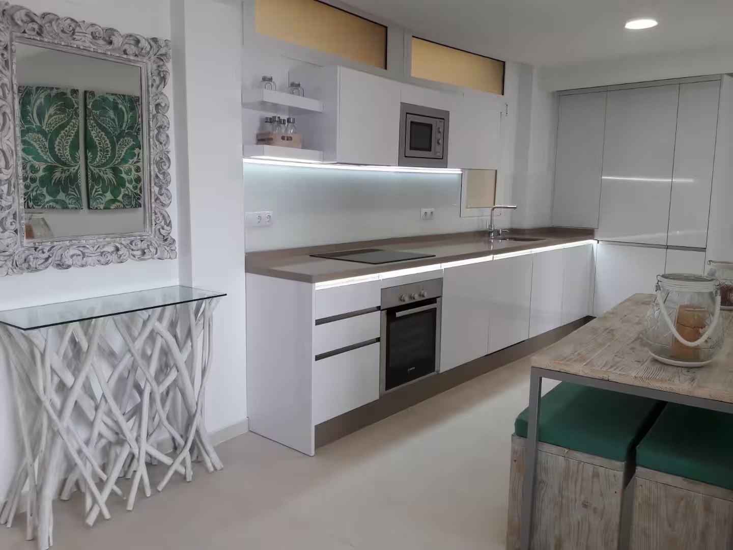 Piso de 2 Dormitorios y 1 Baño en venta en Fuengirola Centro