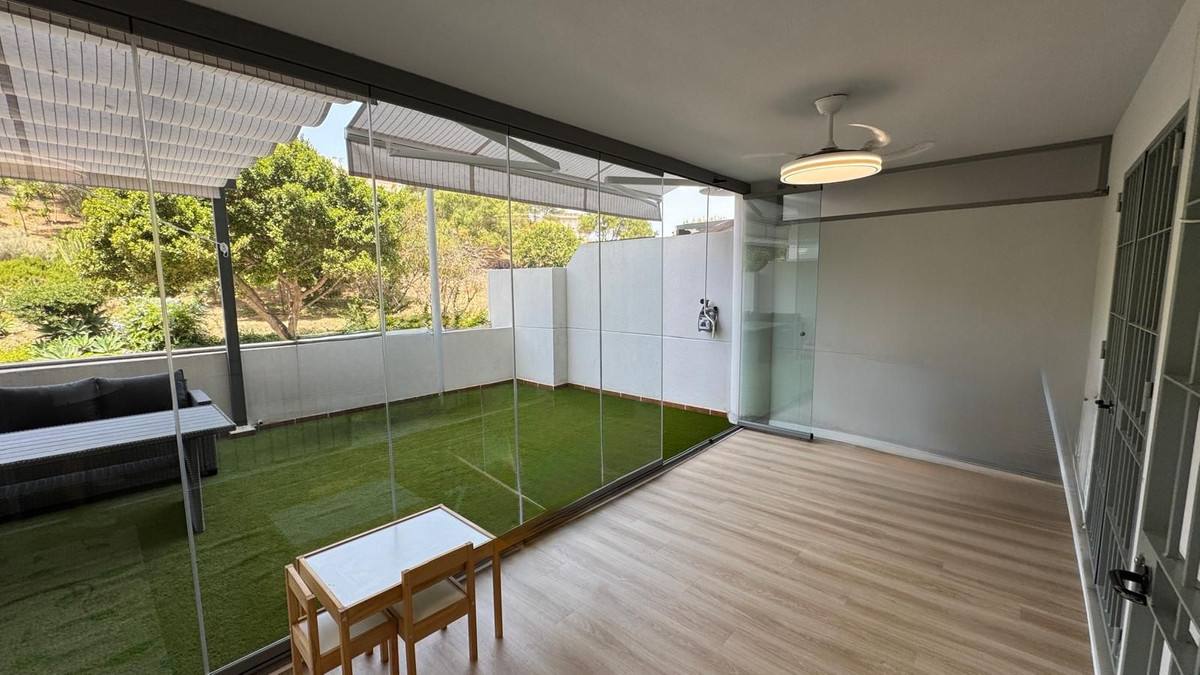 Piso de 2 Dormitorios en venta en Fuengirola