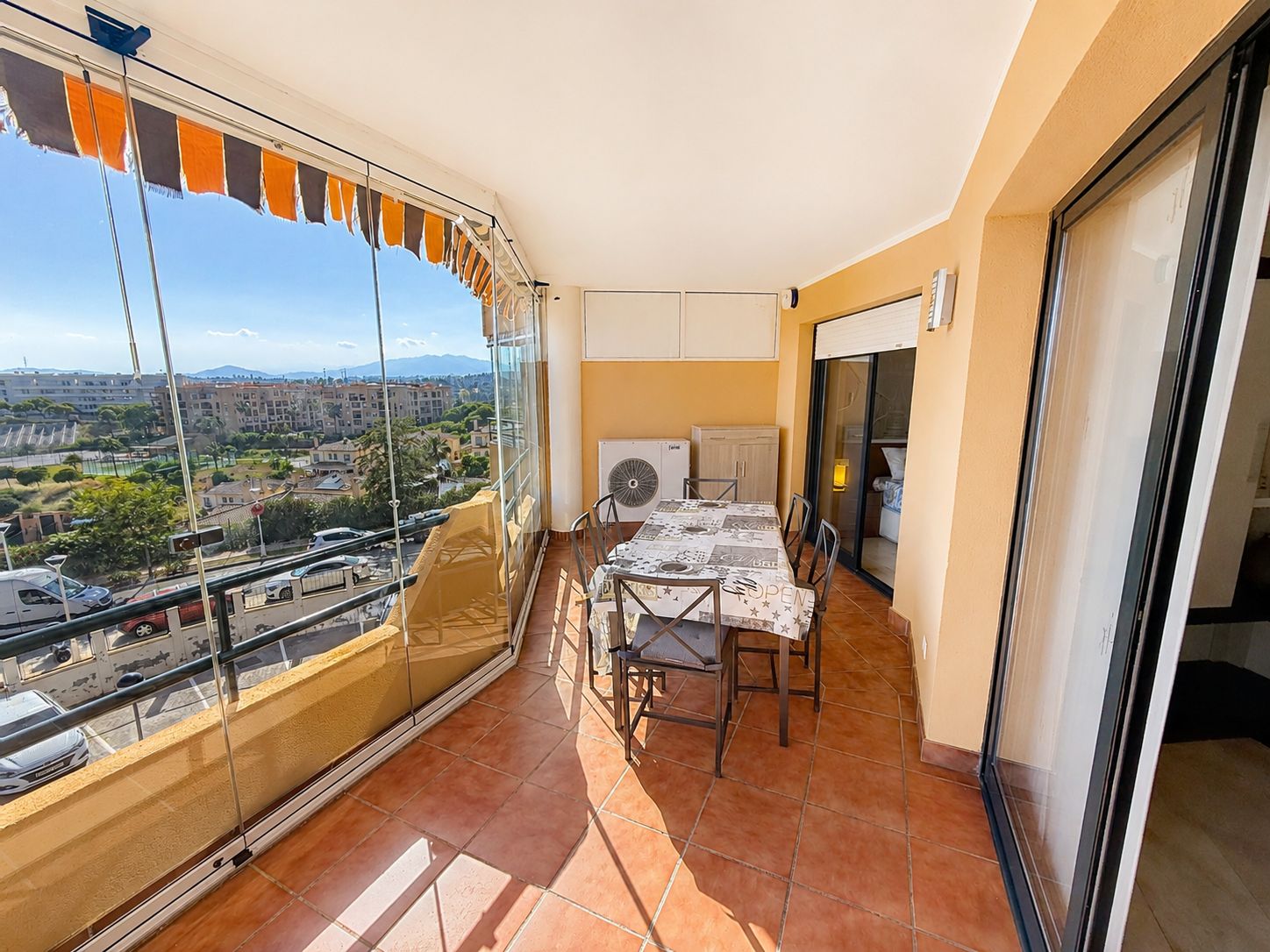 Piso de 2 Dormitorios en venta en Fuengirola