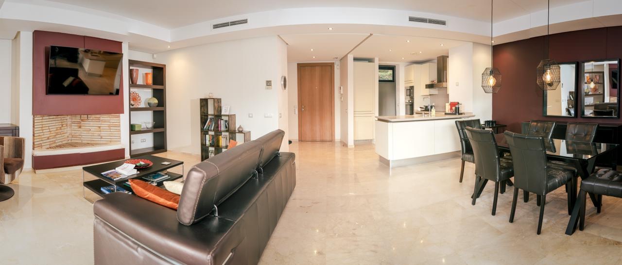 Casa Adosada de 2 Dormitorios en alquiler en Sierra Blanca, Marbella