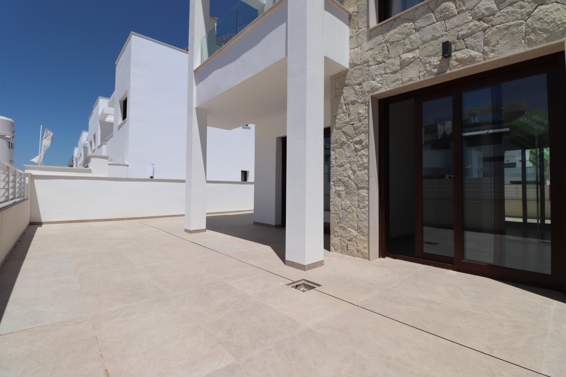 Piso de 3 Dormitorios en venta en Orihuela Costa