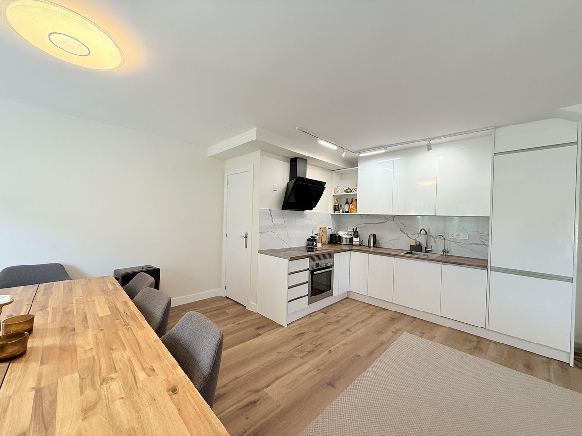 2 Bed, 2 Bath - Townhouse for Sale in New Golden Mile, Estepona