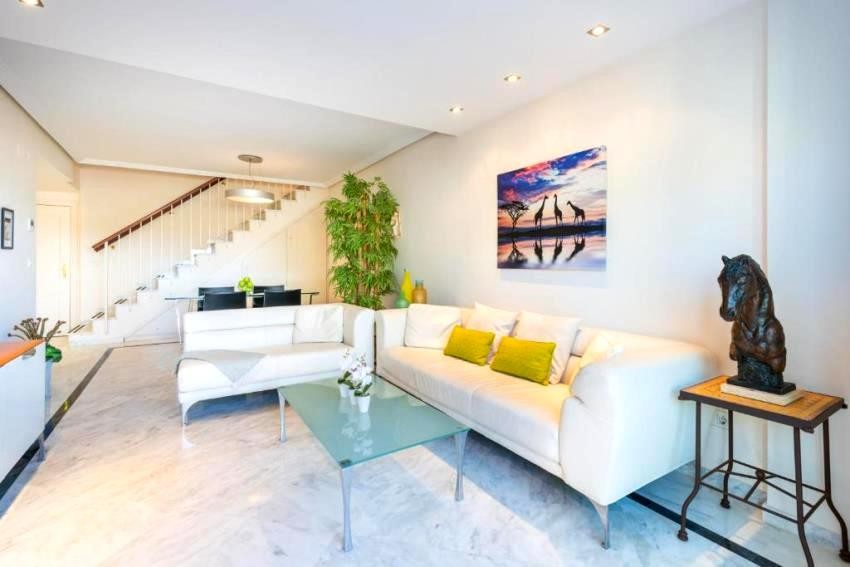 3 Bed - Apartment Holiday Rental in Marbella Centre
