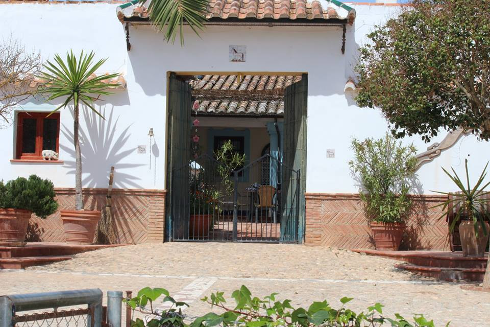 Finca de 8 Dormitorios en venta en Antequera