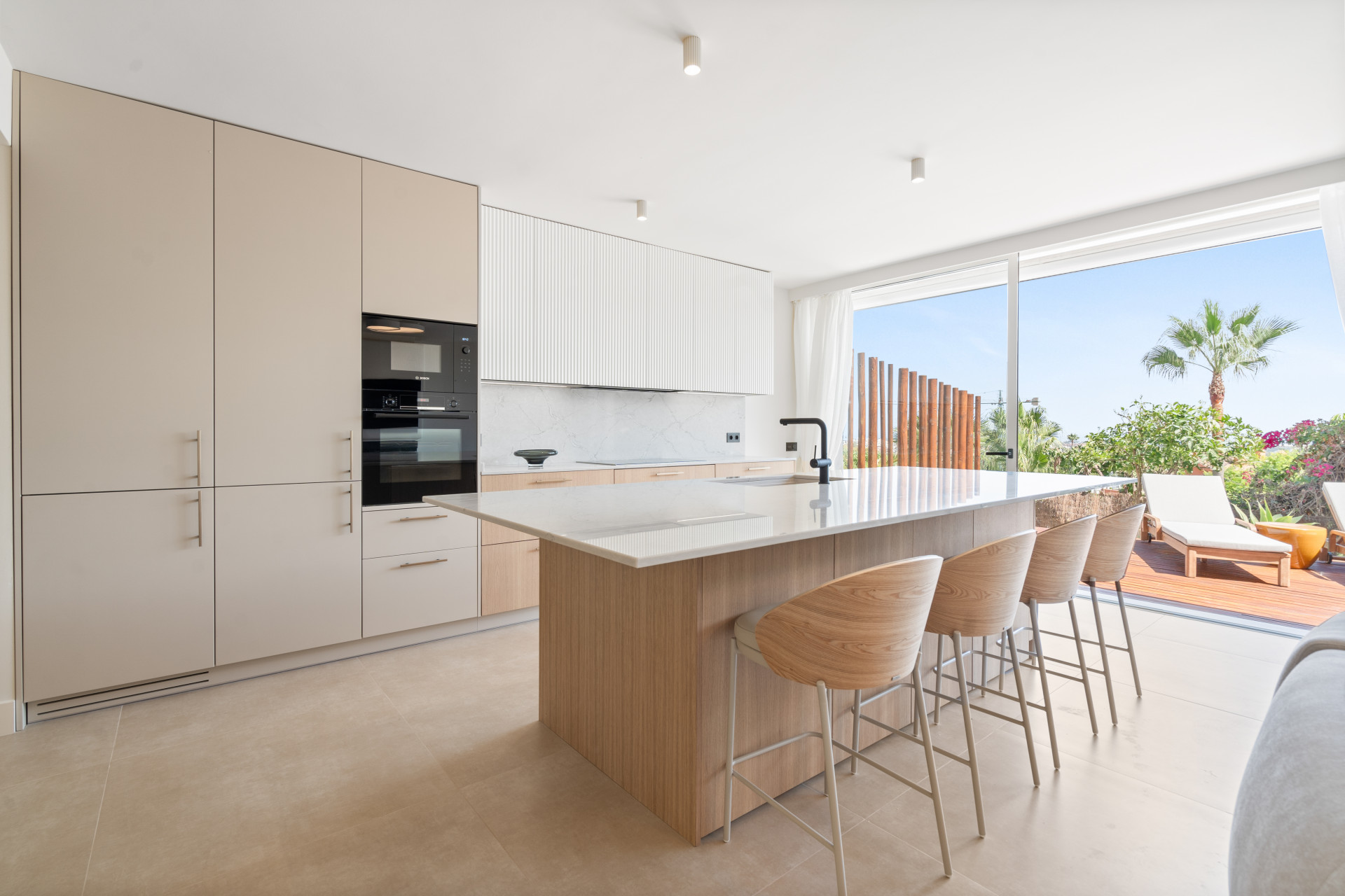 Piso de 3 Dormitorios y 3 Baños en venta en Nueva Andalucía