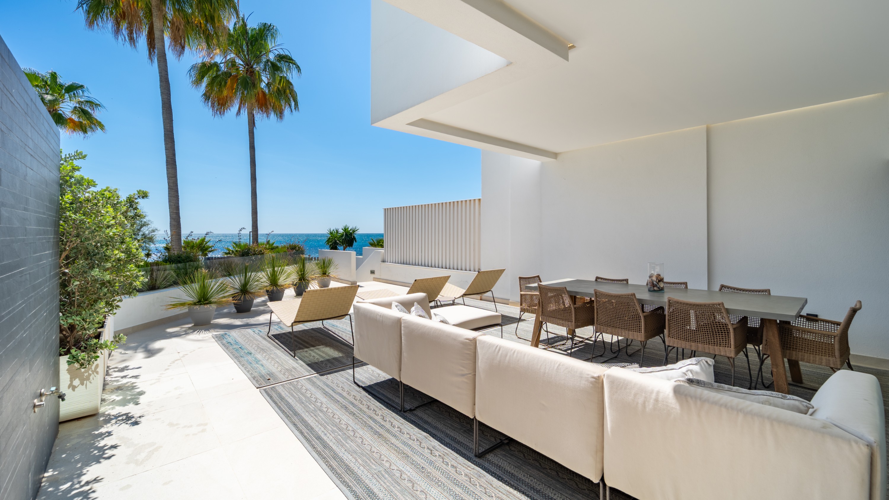 Casa de 4 Dormitorios en alquiler vacacional en La Alqueria, Estepona