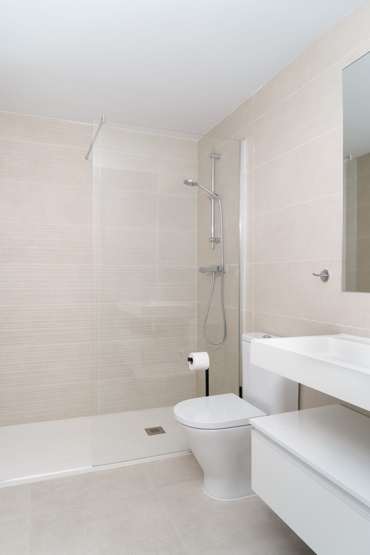 Piso de 2 Dormitorios y 2 Baños en venta en Estepona