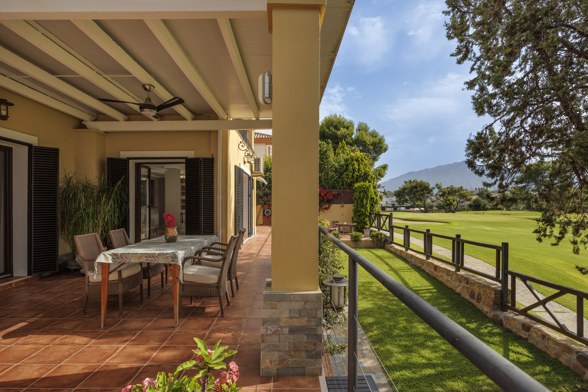 5 кровать Вилла для продажи в Guadalmina Alta, San Pedro de Alcántara