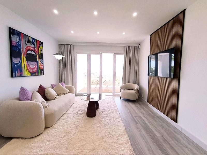 3 спални, 2 бани - Апартамент за продажба в Benahavis