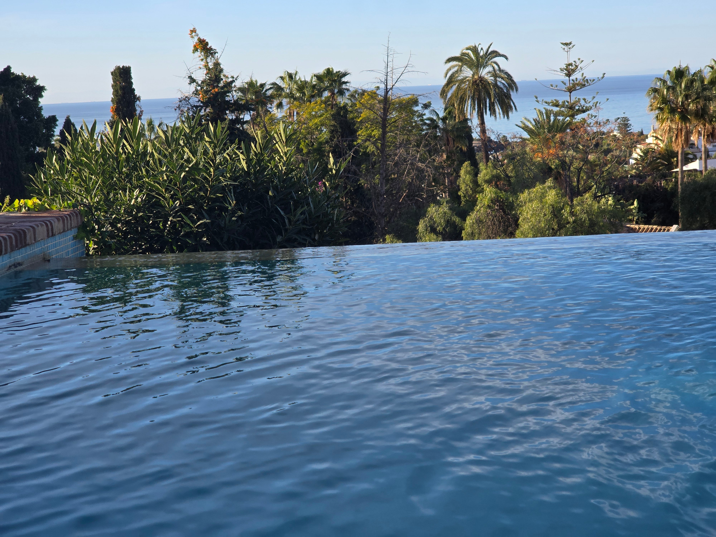 4 спални - Вила за продажба в Rio Real, Marbella