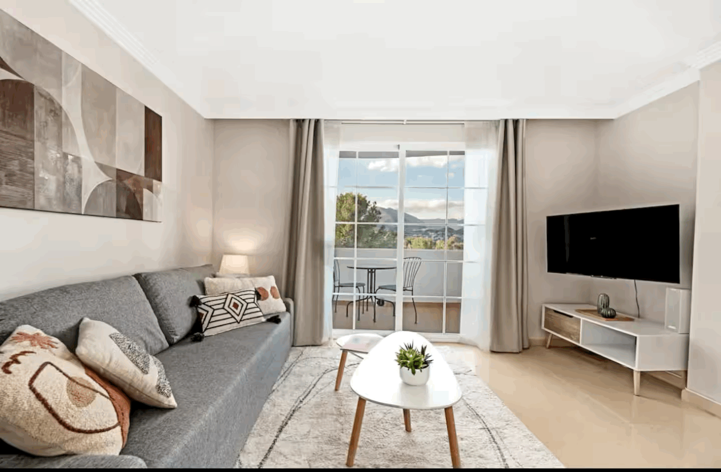 Piso de 1 Dormitorio y 1 Baño en alquiler vacacional en Nueva Andalucía, Marbella