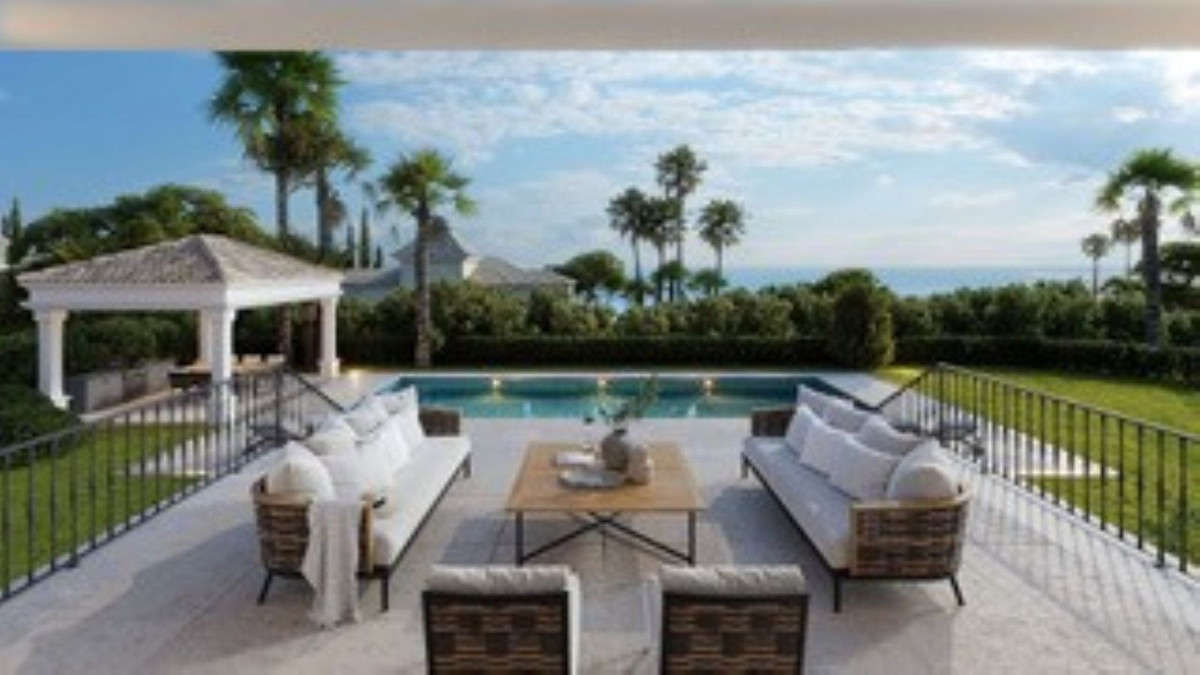 Casa de 6 Dormitorios en venta en Milla de Oro, Marbella