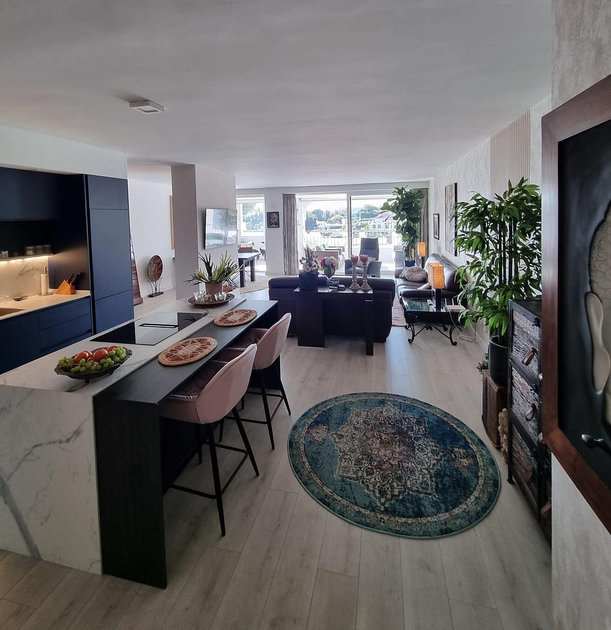 2 спални, 2 бани - Апартамент за продажба в Benahavis