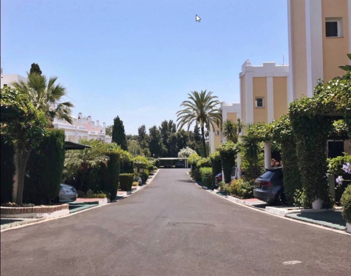 Ático de 2 Dormitorios en venta en Benahavís