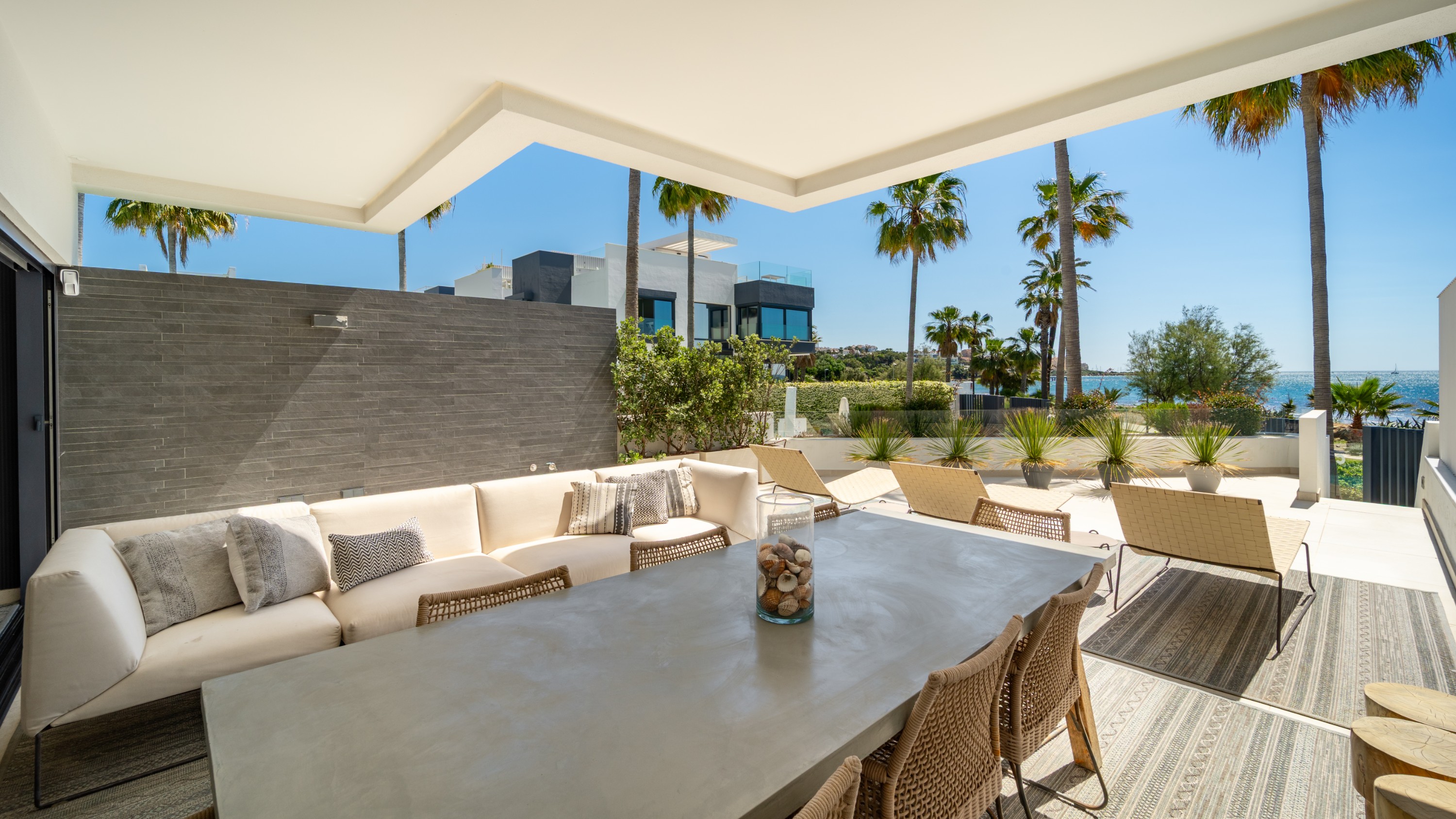 Casa de 4 Dormitorios en alquiler vacacional en La Alqueria, Estepona