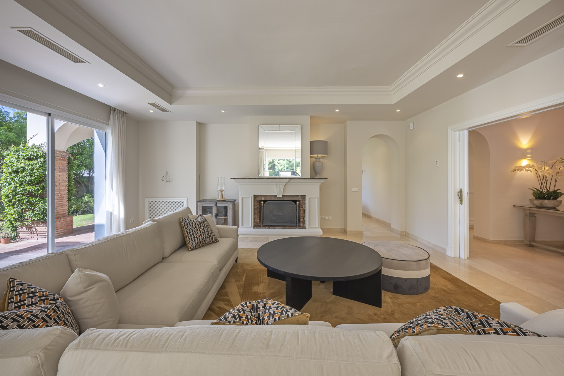 Casa de 5 Dormitorios y 5 Baños en venta en La Quinta, Benahavís