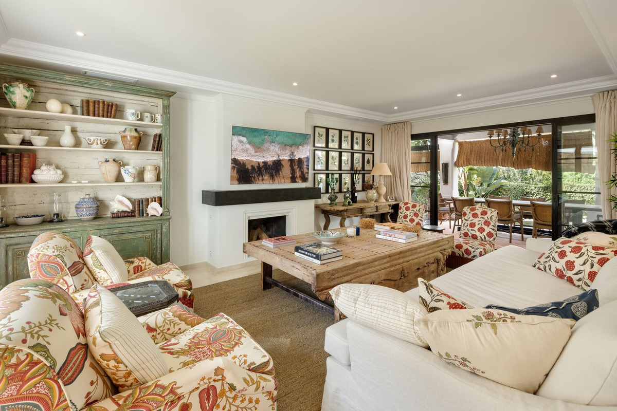 Casa de 4 Dormitorios en venta en La Quinta, Benahavís