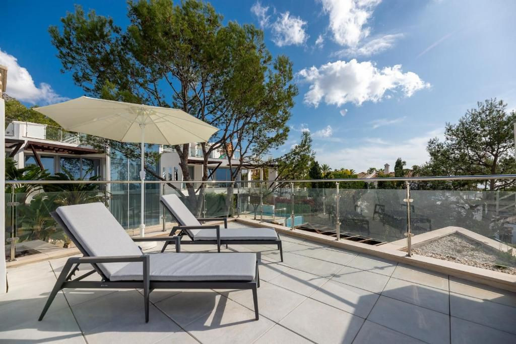 3 спални, 3 бани - Вила под наем в Sierra Blanca, Marbella