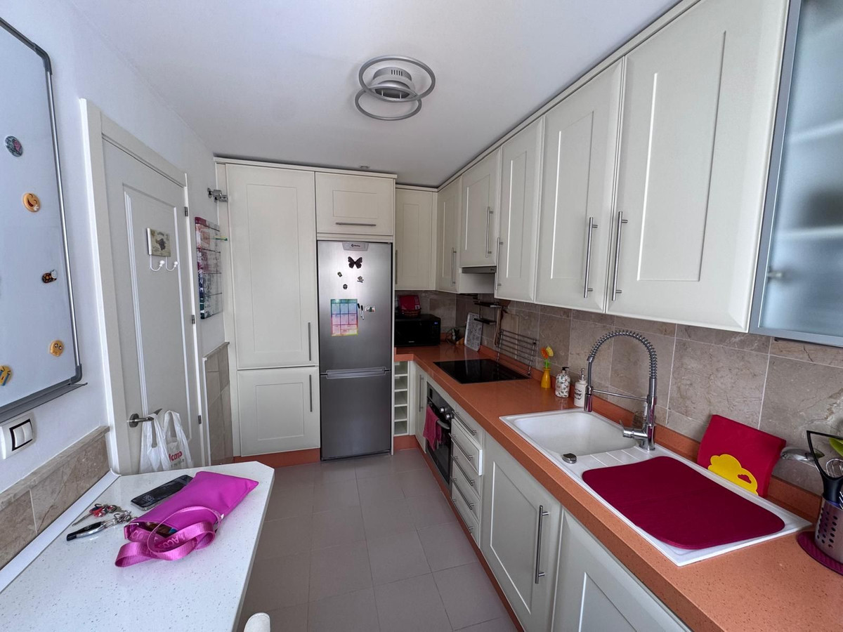 Ático de 3 Dormitorios en venta en Nueva Andalucía, Marbella