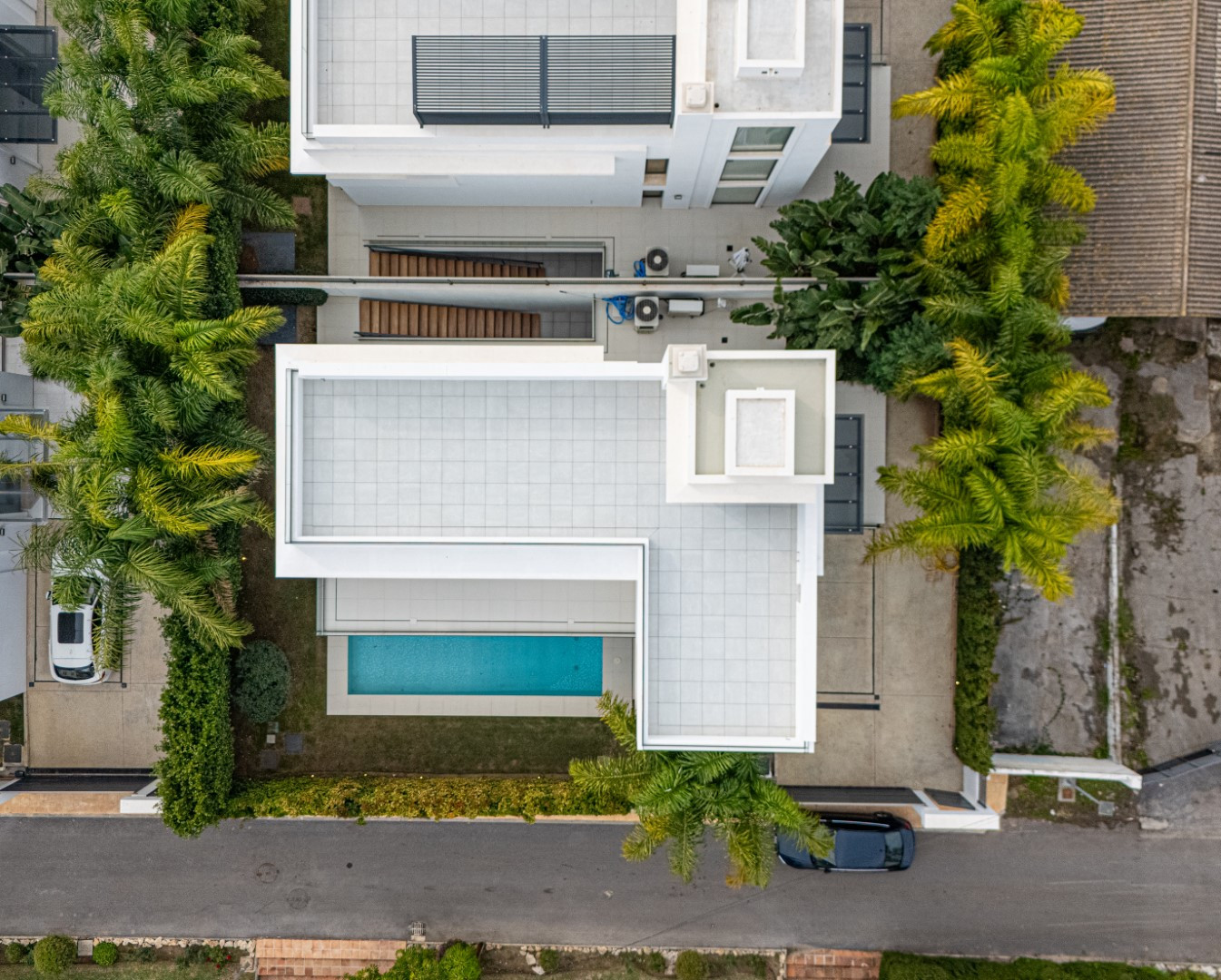 Casa de 4 Dormitorios y 5 Baños en venta en Milla de Oro, Marbella