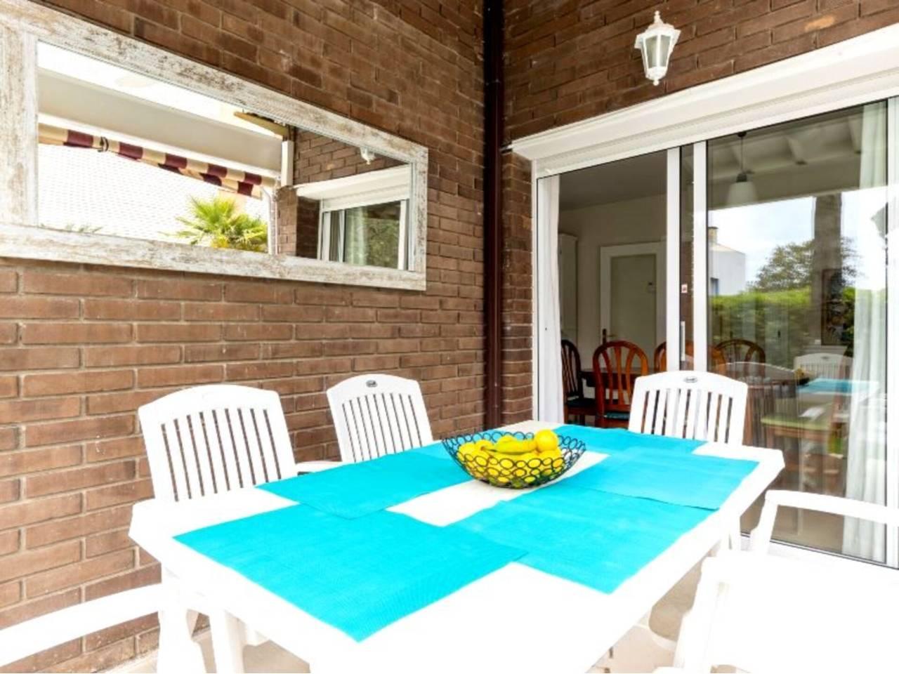 3 Bed - Townhouse Holiday Rental in Torredembarra