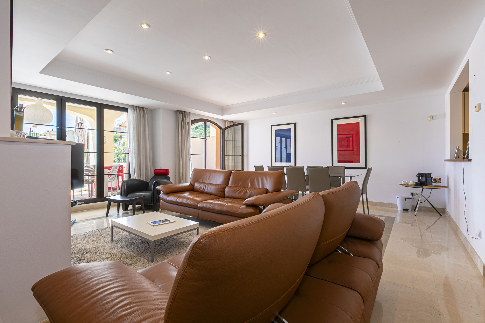 4 кровать 3 ванна Таунхаус для продажи в Los Almendros, Benahavis