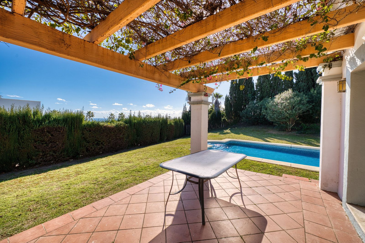 Casa de 4 Dormitorios en venta en La Alcaidesa