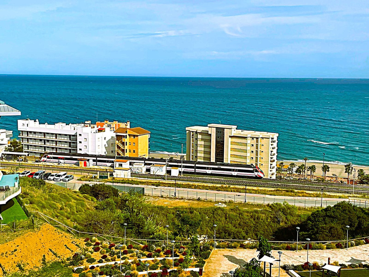 Piso de 2 Dormitorios y 2 Baños en venta en Fuengirola