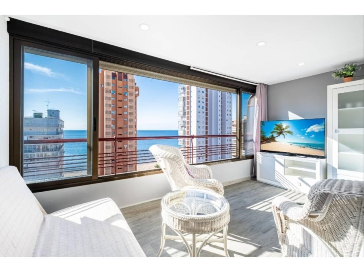Piso de 2 Dormitorios y 1 Baño en alquiler vacacional en Benidorm Centro Urbano